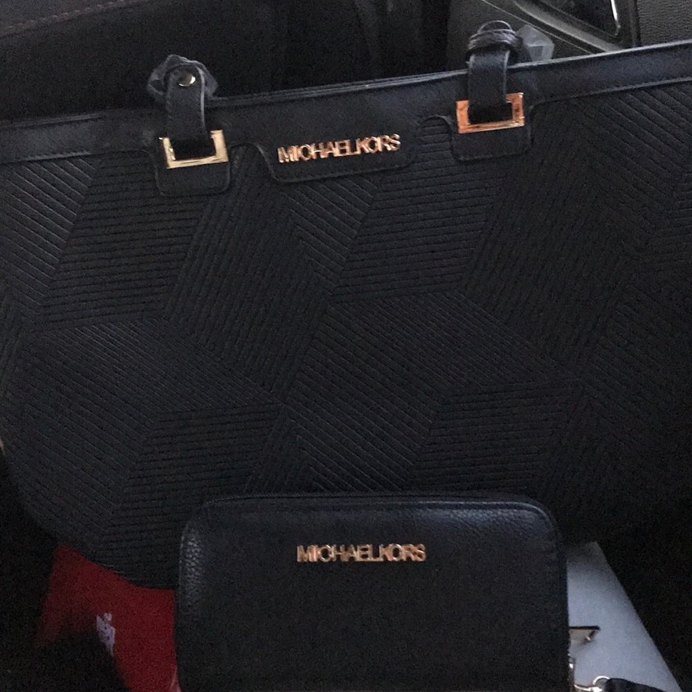 Purse and wallet